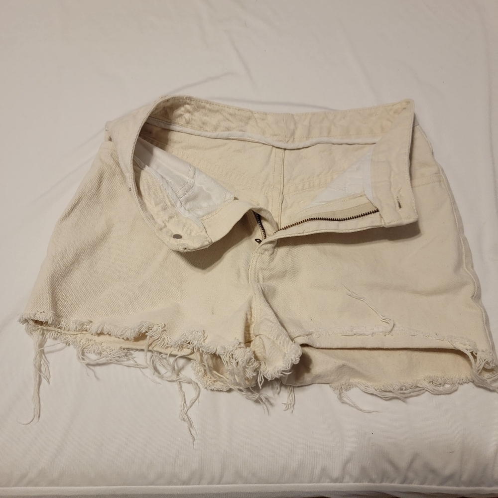 Lands End Denim Cutoffs Size 6 - Picture 3 of 3